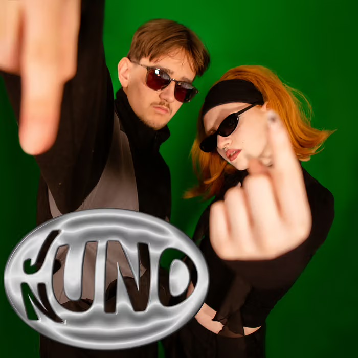 Eerste album artwork
